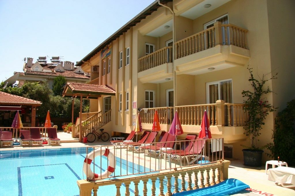 Hibiscus Apartments Μαρμαρίς Εξωτερικό φωτογραφία